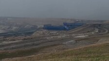 Una flota de camiones eléctricos chinos gestionados por IA llega para revolucionar la riesgosa industria minera