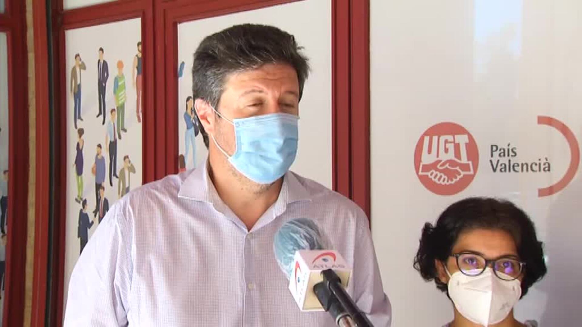 Temor por el empleo ante el anuncio de fusión entre Caixabank y Bankia