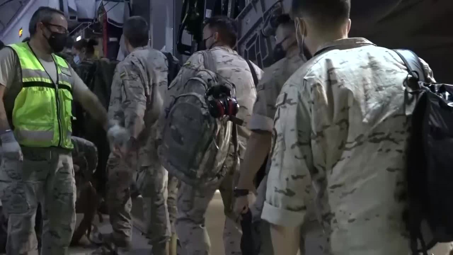 Las evacuaciones desde Kabul avanzan tras el caos de los primeros días