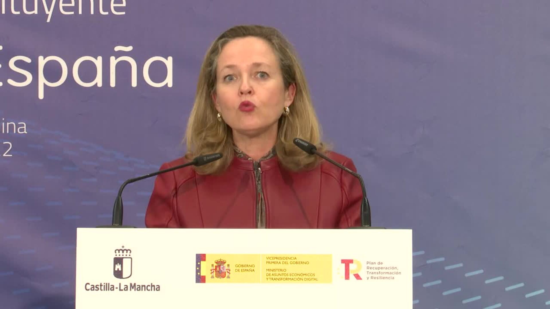 Calviño habla de boicot en transporte y apela a responsabilidad de manifestantes