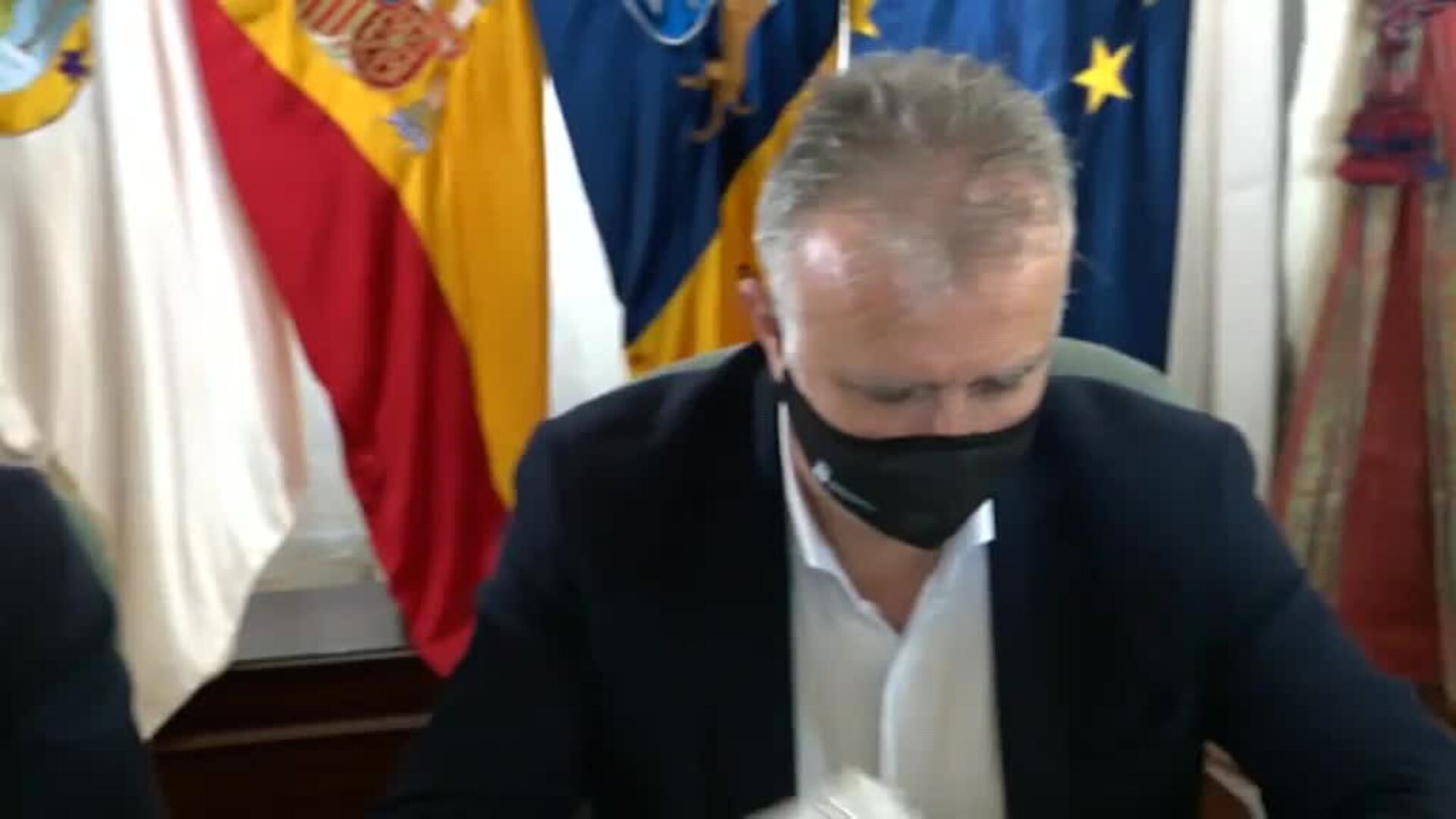 Los reyes presiden el acto que reconoce la &quot;ejemplaridad&quot; de los vecinos de La Palma