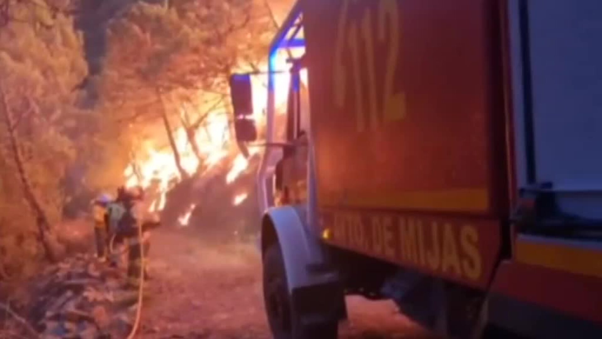 La UME comienza el despliegue en Sierra Bermeja para aliviar el cansancio de los bomberos
