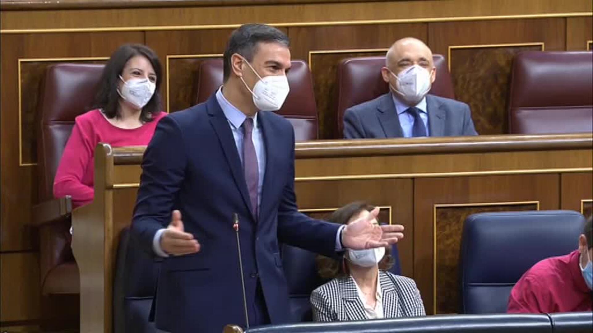 Sánchez a Casado: &quot;Quédense en Génova, ahórrense la mudanza, representan la peor versión del PP&quot;