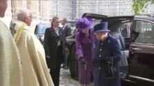 Isabel II, vigilada tras estar en contacto con su hijo el Príncipe Carlos dos días antes de dar positivo
