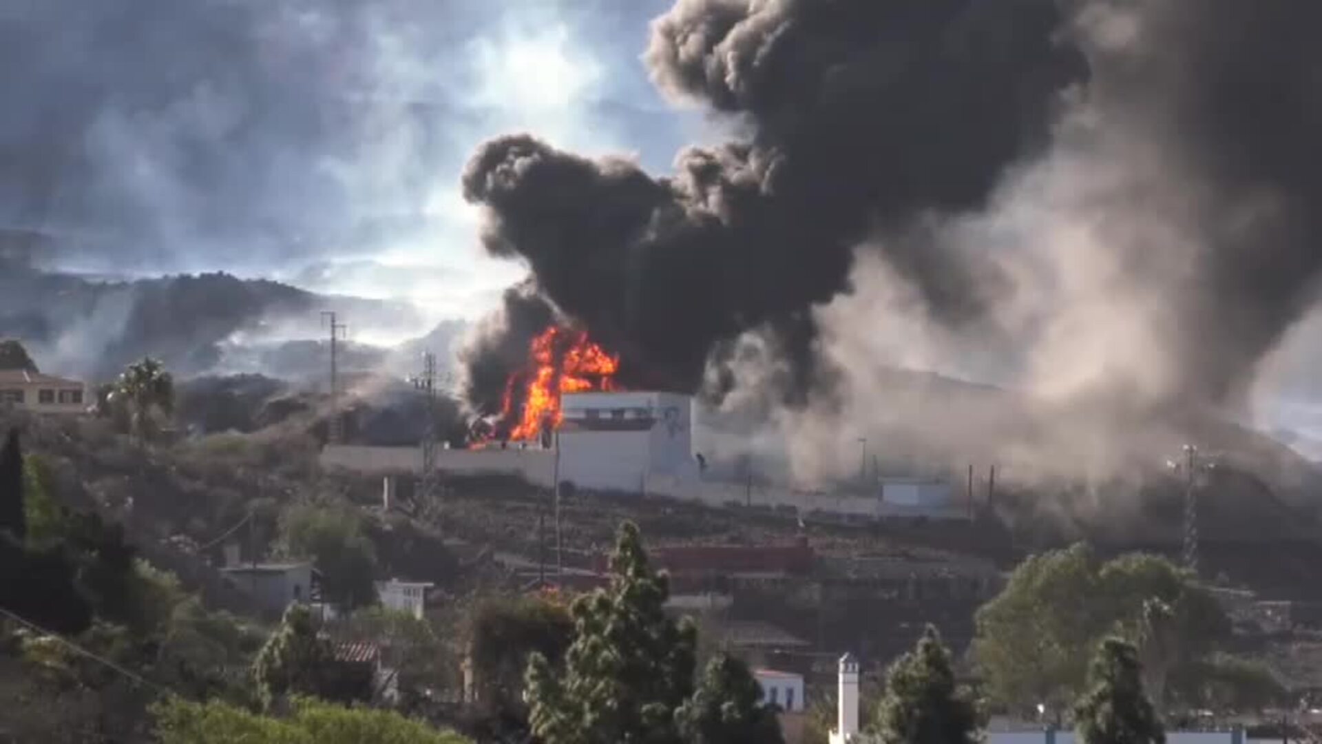 Nuevo derrumbe del cono principal del volcán de La Palma