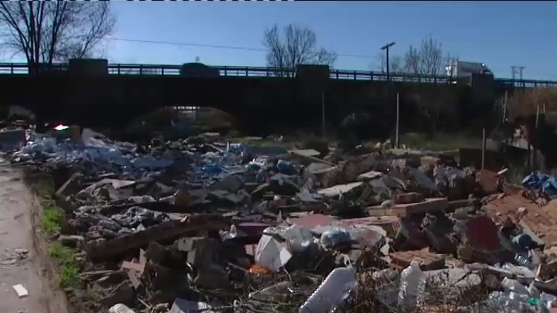 El río Guadarrama continua siendo víctima de vertidos indiscriminados
