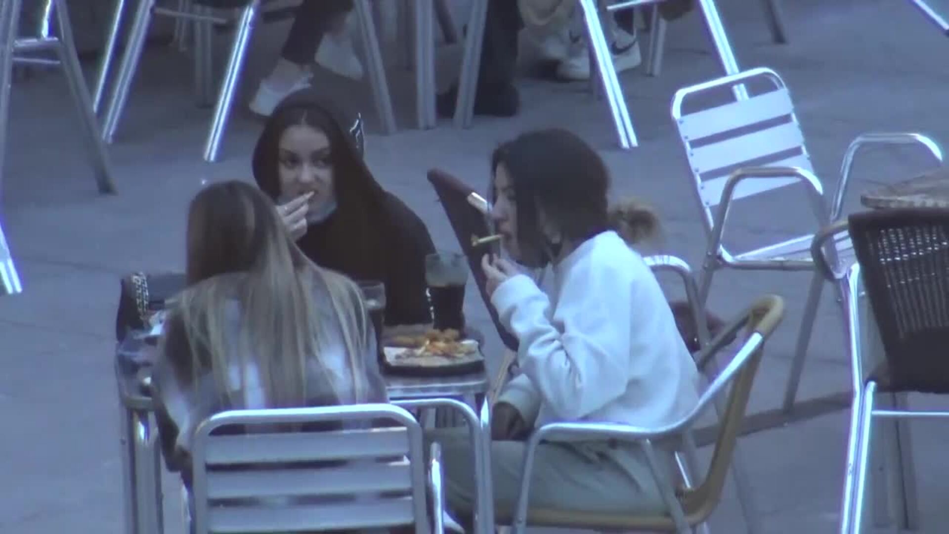 Primeras imágenes de Julia Janeiro con Brayan Mejía en su 18 cumpleaños