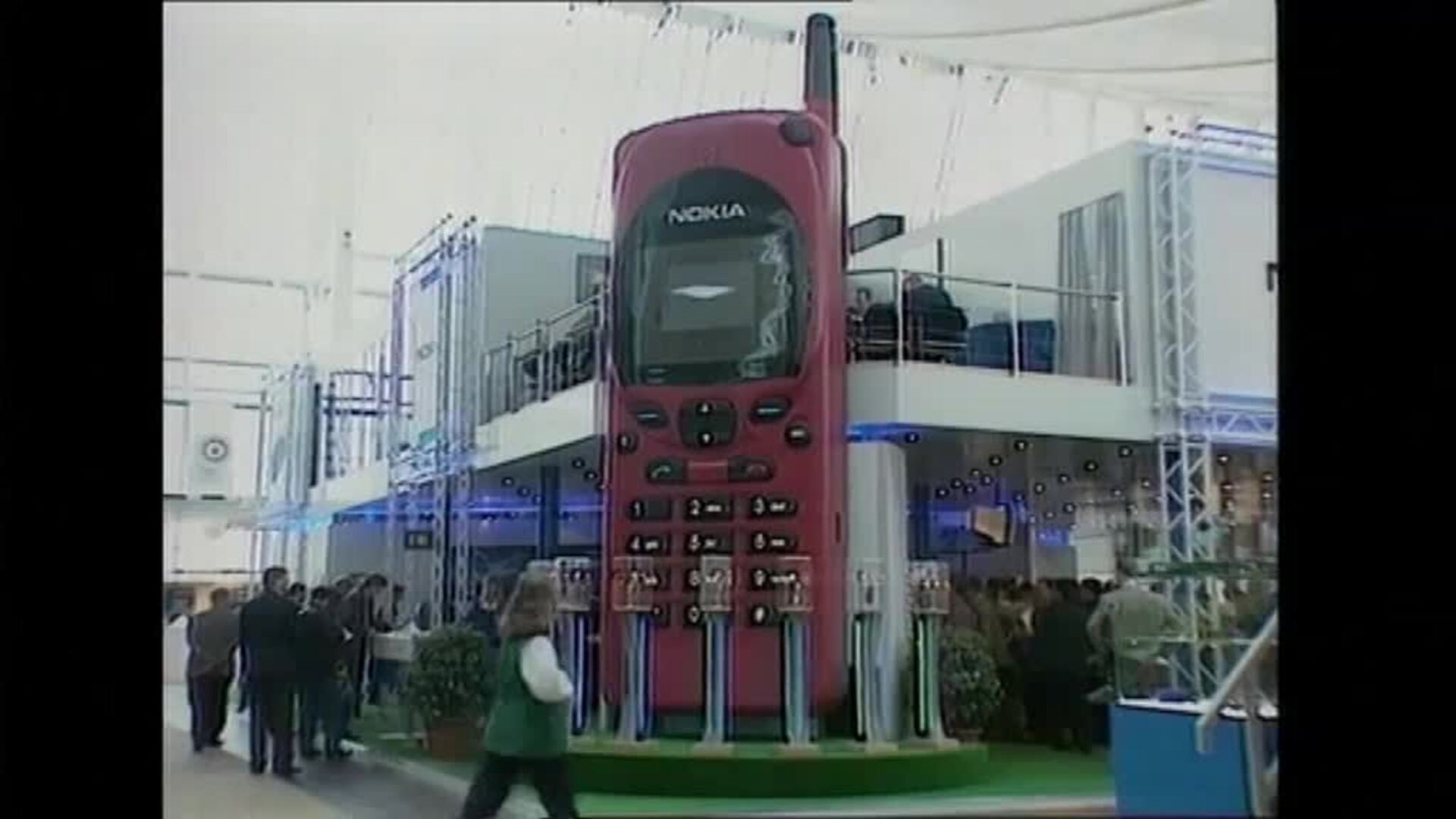 Vodafone pone a subasta el primer sms de la historia