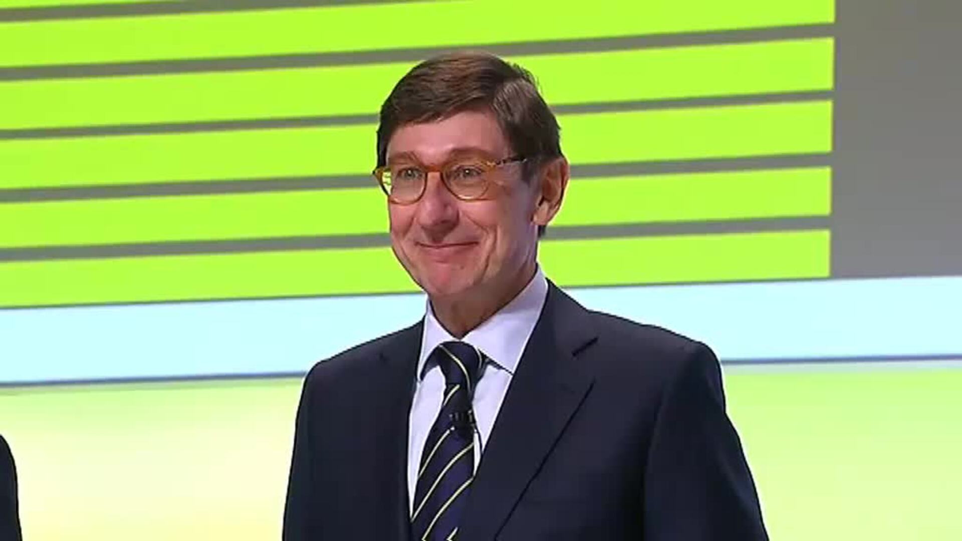 Fuertes subidas en bolsa de CaixaBank y Bankia tras anunciarse su fusión