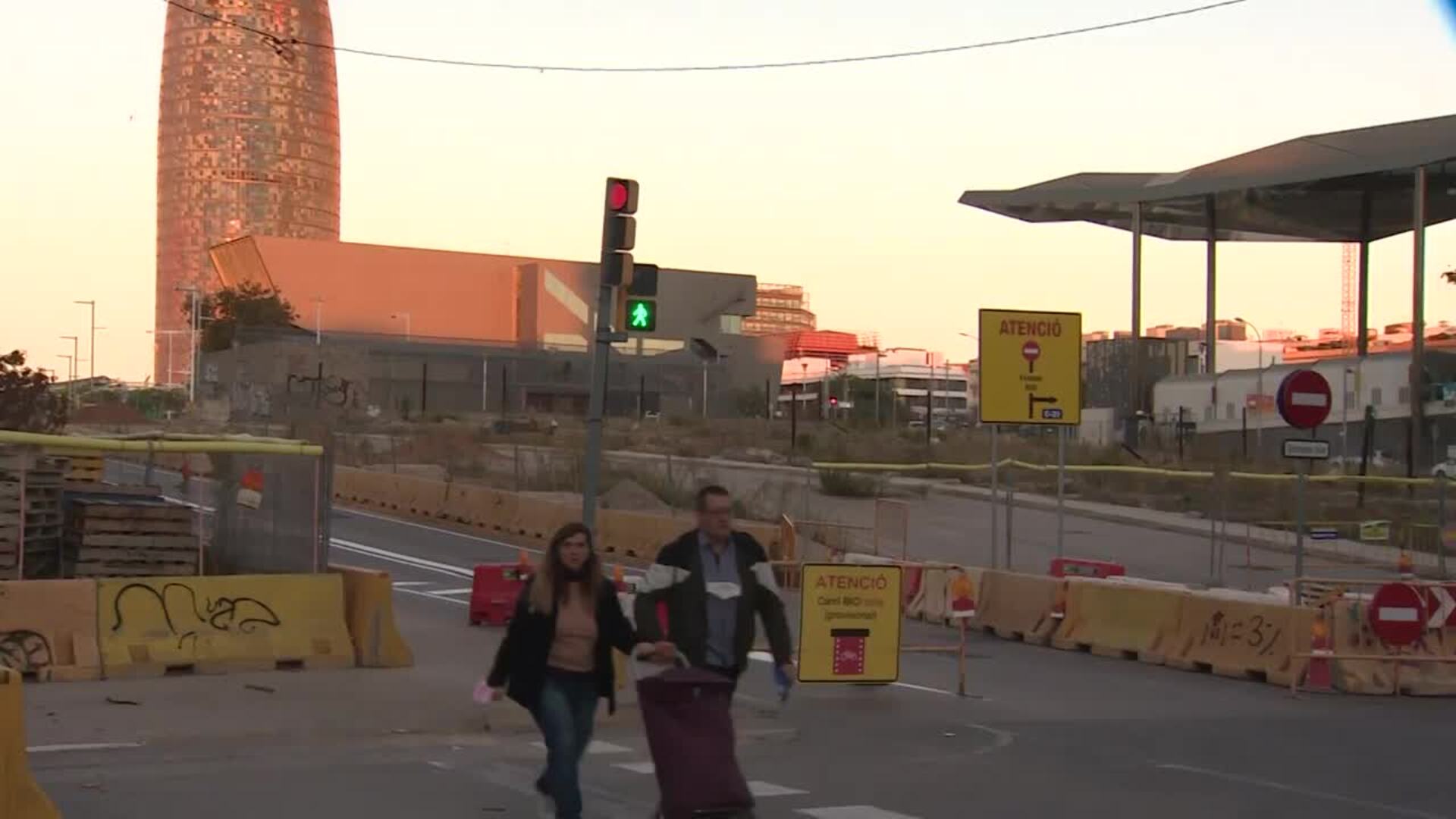 El Ayuntamiento de Barcelona celebra la apertura del túnel de Glòries en sentido Besòs