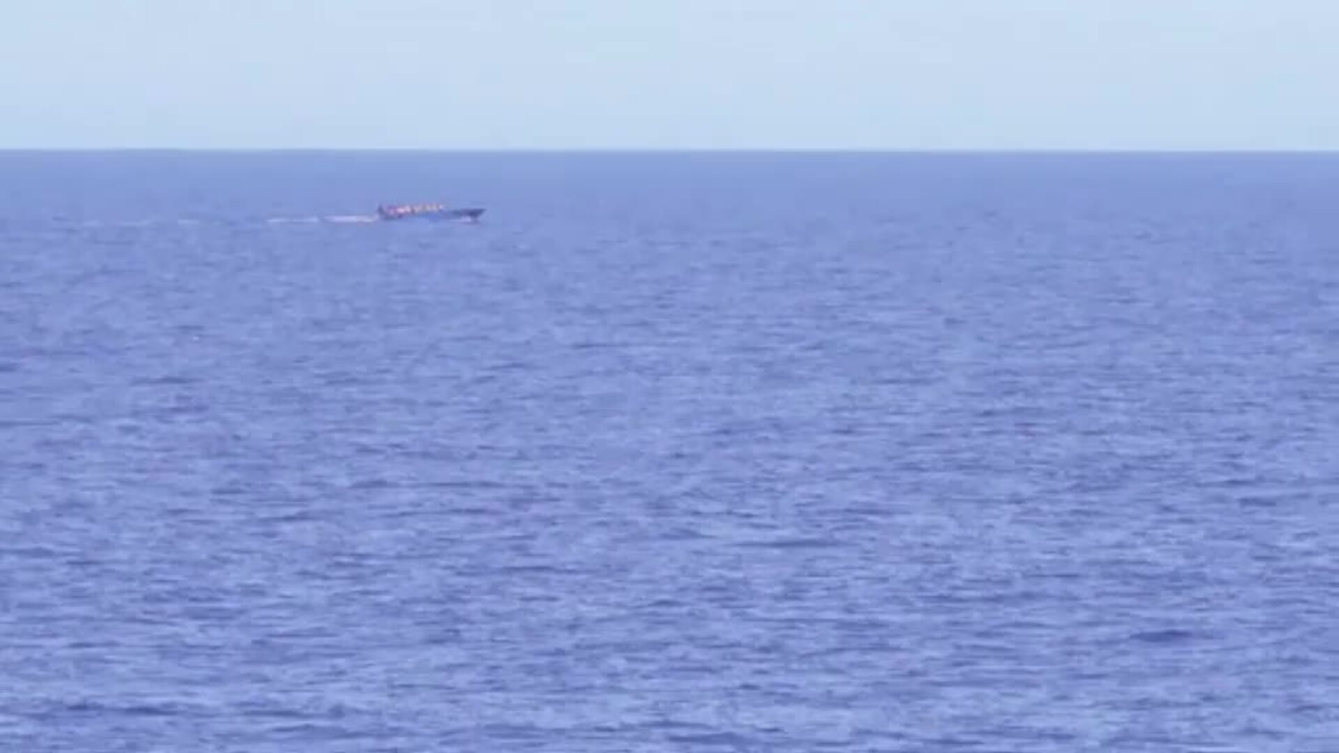 Un barco alemán benéfico rescata a más de 400 inmigrantes en el Mar Mediterráneo