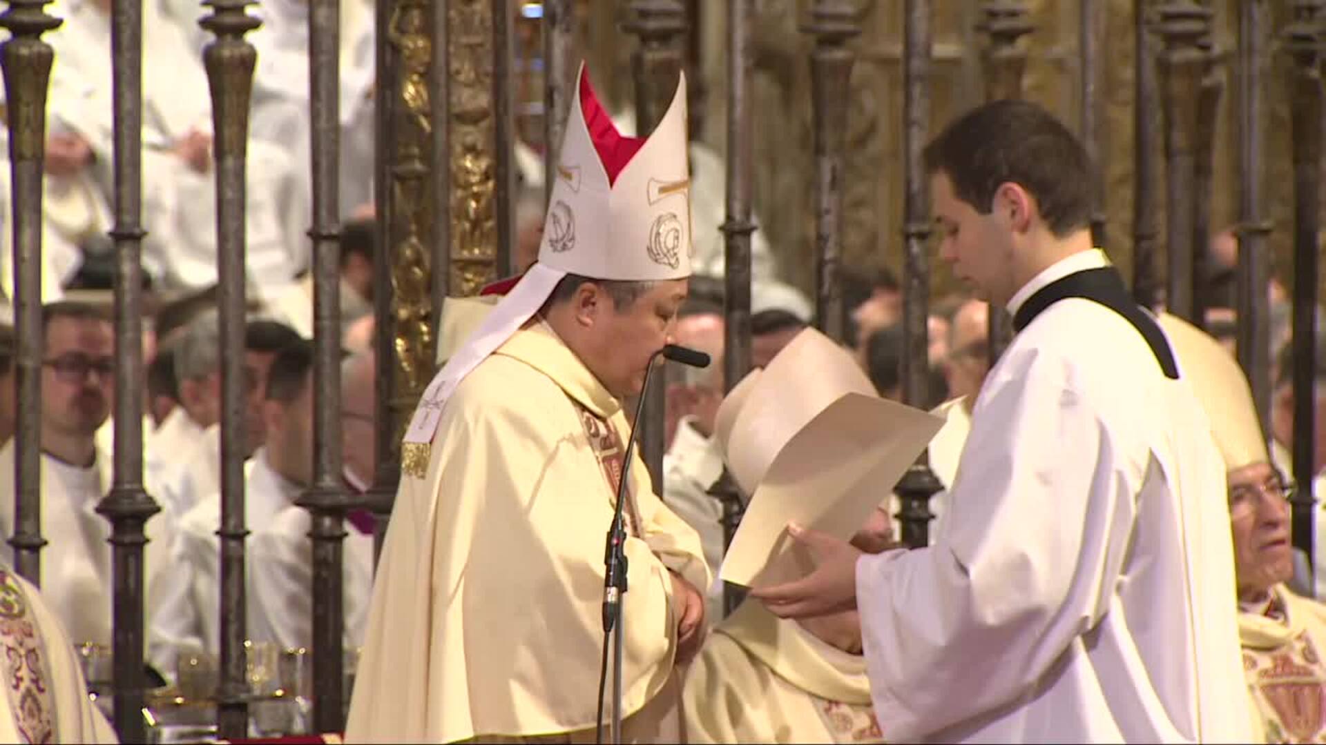 El nuncio apostólico recuerda a Cerro Chaves la importancia de la &quot;cercanía&quot;