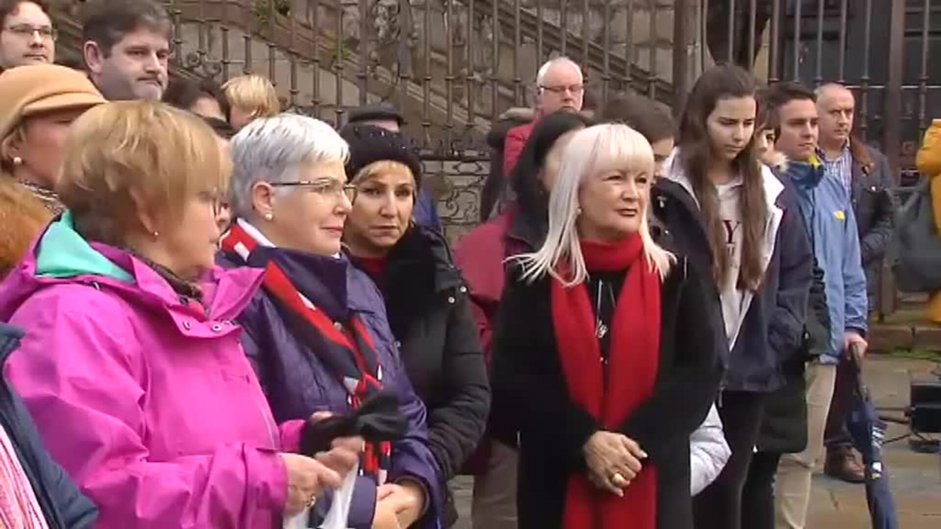 Emotivo minuto de silencio en A Coruña en memoria de Diana Quer