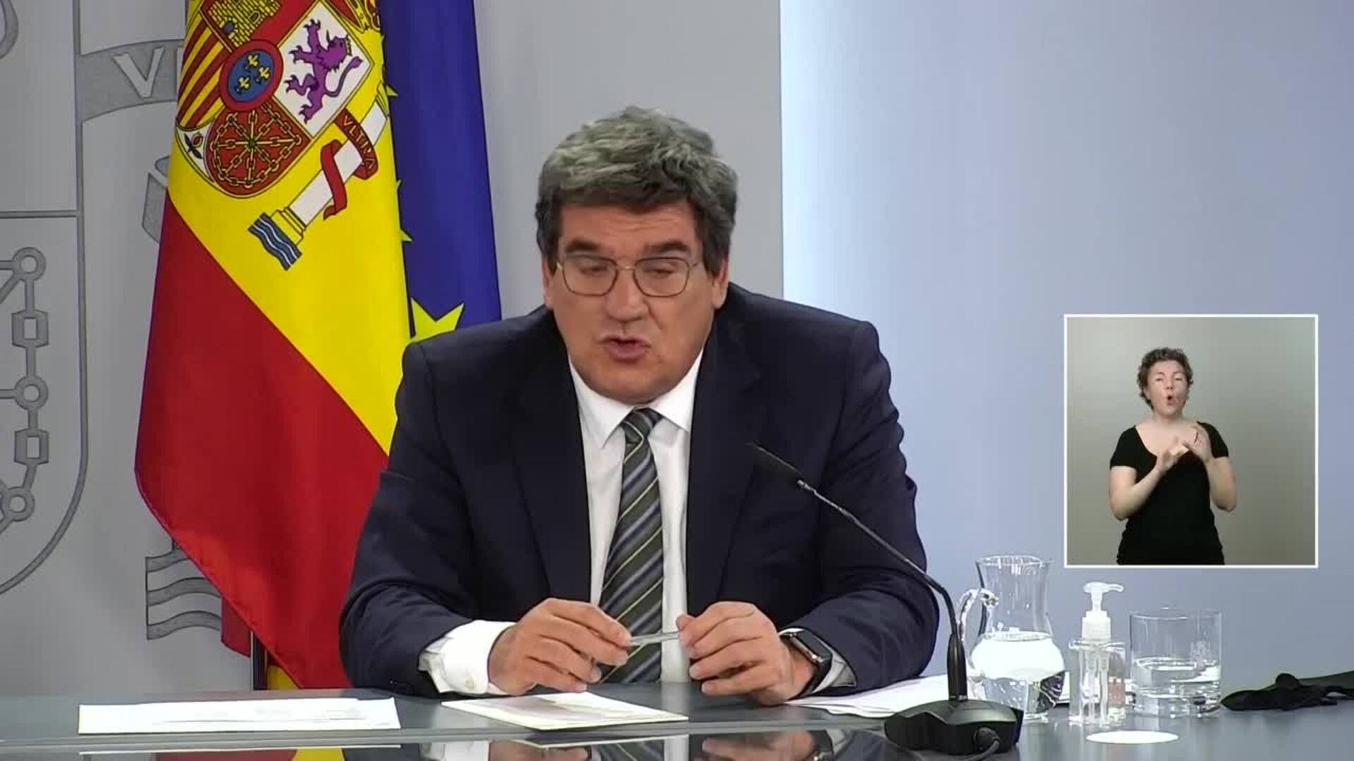 Escrivá dice que &quot;en estos días&quot; se alcanzarán 700.000 beneficiarios del IMV