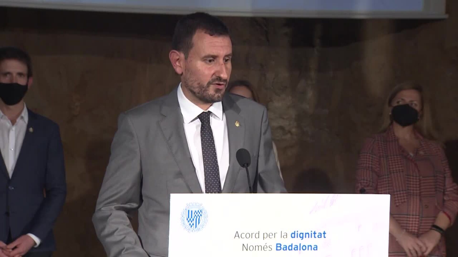 PSC, Badalona En Comú, ERC y Junts quieren &quot;devolver la dignidad&quot; a Badalona