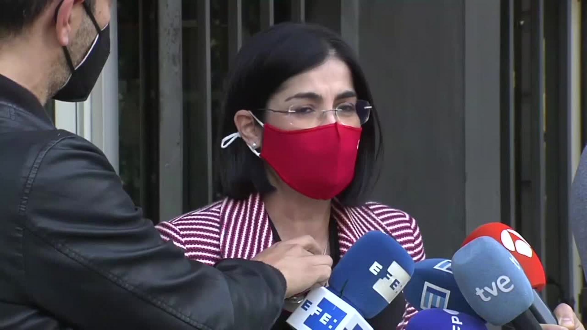 Darias anuncia que el lunes llegarán 1,2 millones de dosis de Pfizer