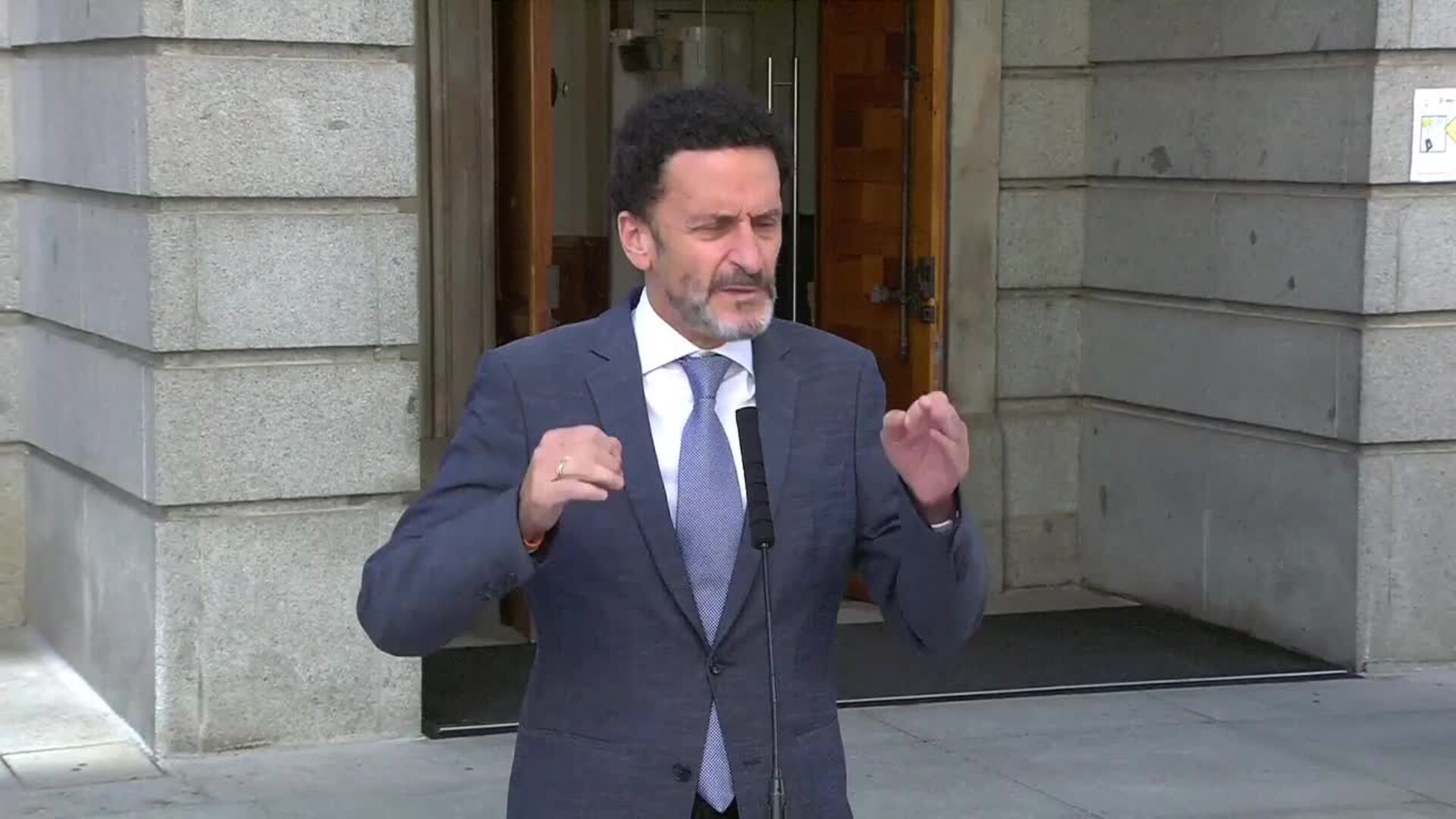 Bal reafirma que Cs apoyaría una moción de censura &quot;constructiva&quot; del PP