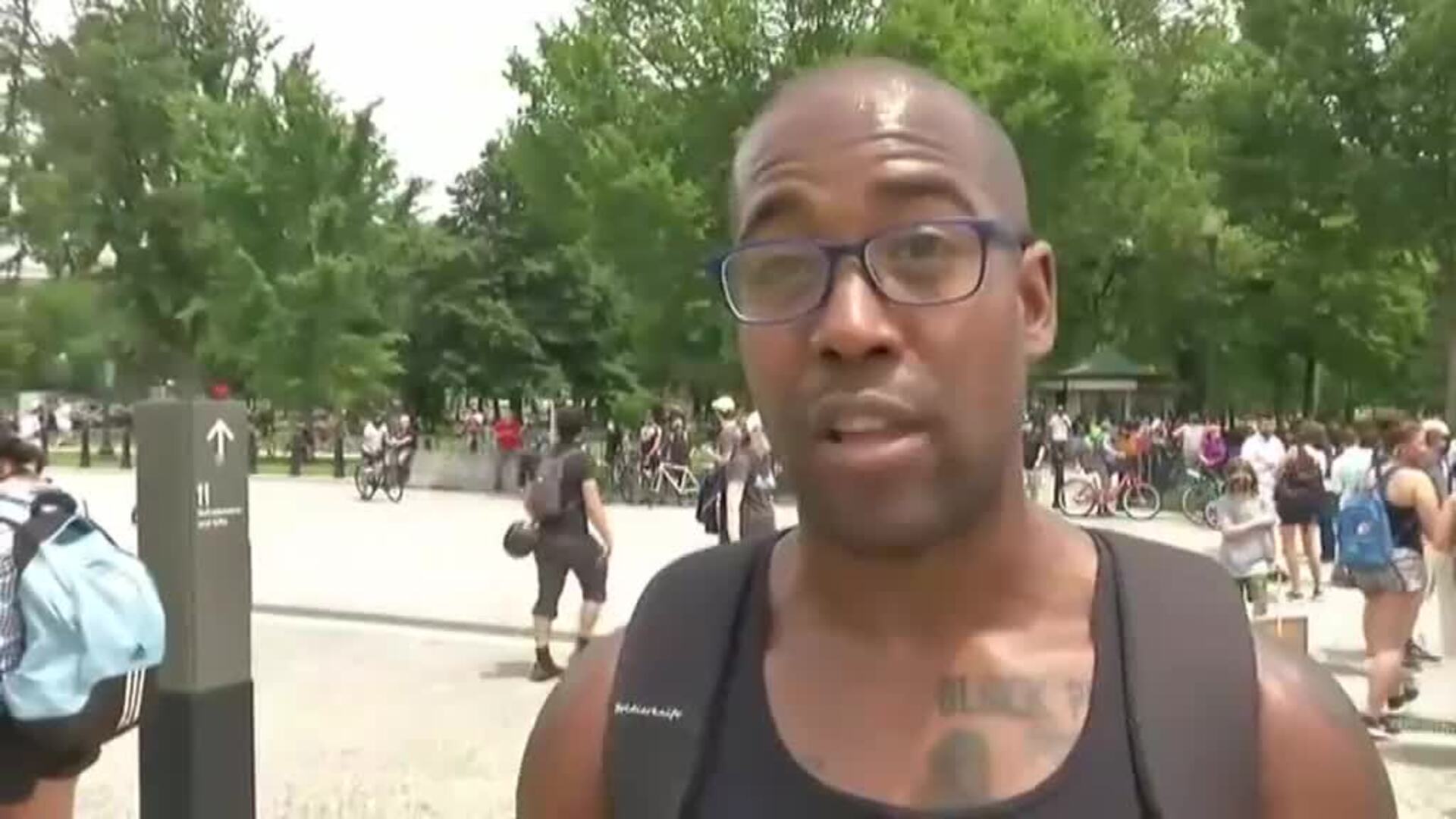 Decenas de miles de americanos protestan en las calles contra el racismo y la brutalidad policial