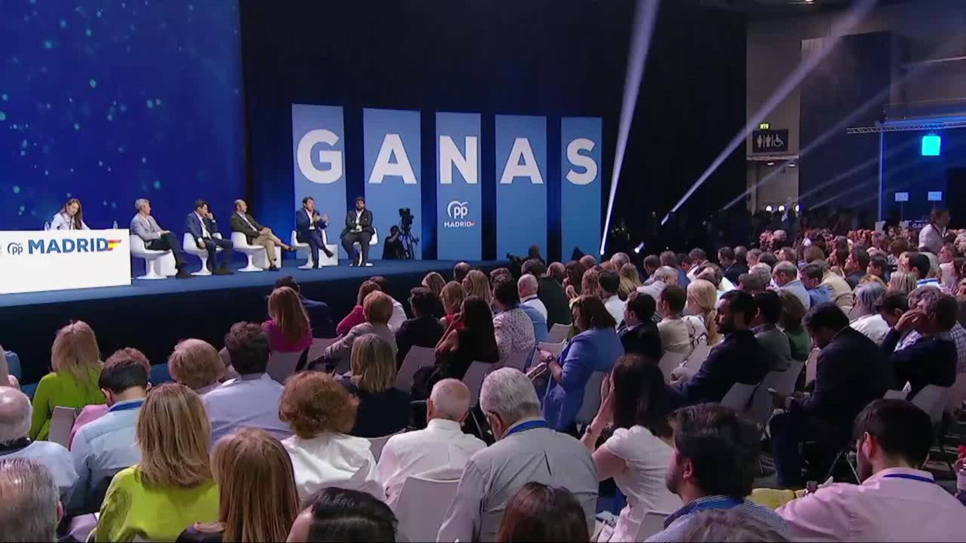 Mañueco pone de ejemplo la &quot;otra forma de gobernar&quot; del PP