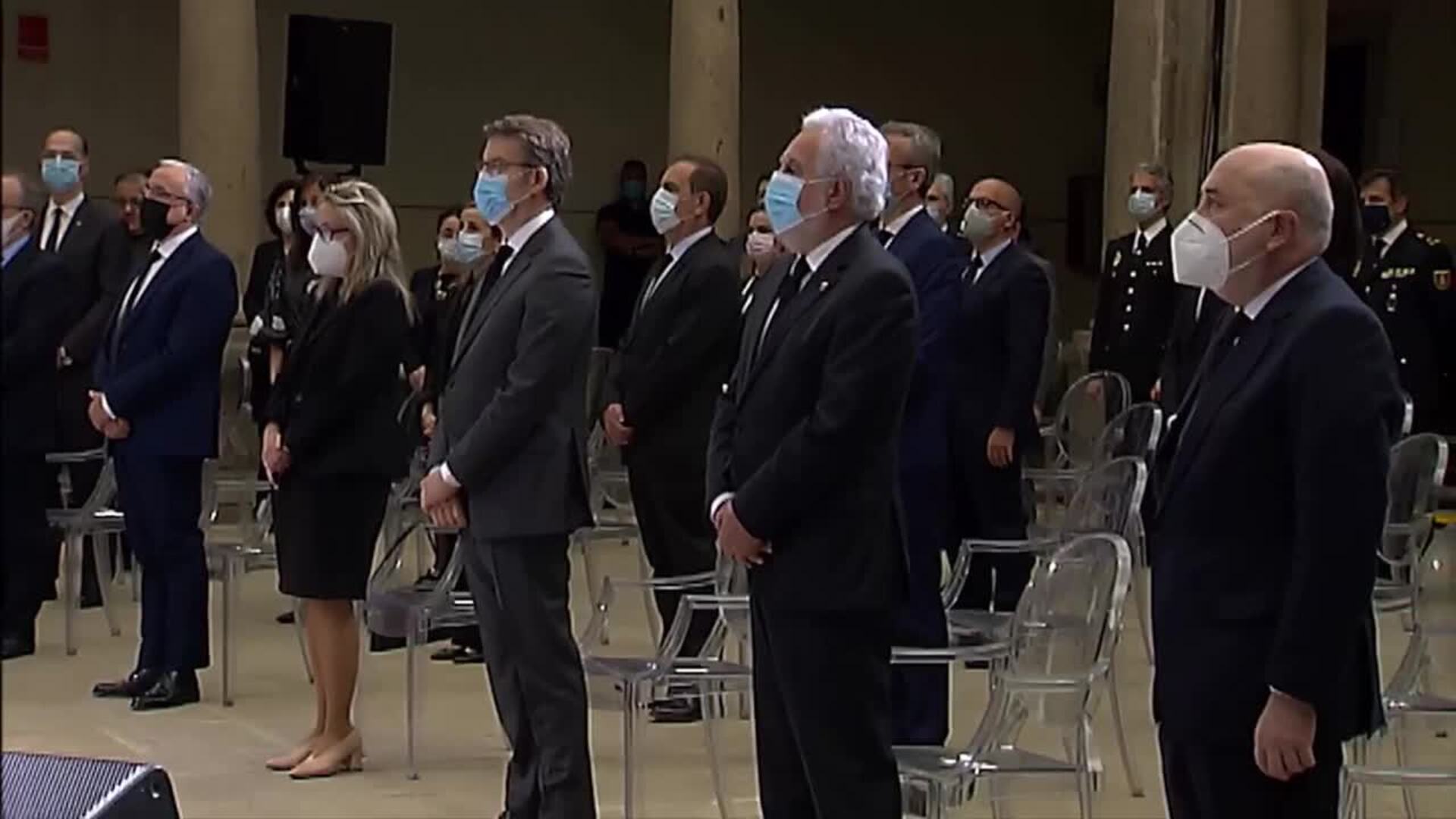 Santiago de Compostela acoge un acto en memoria de las víctimas del virus