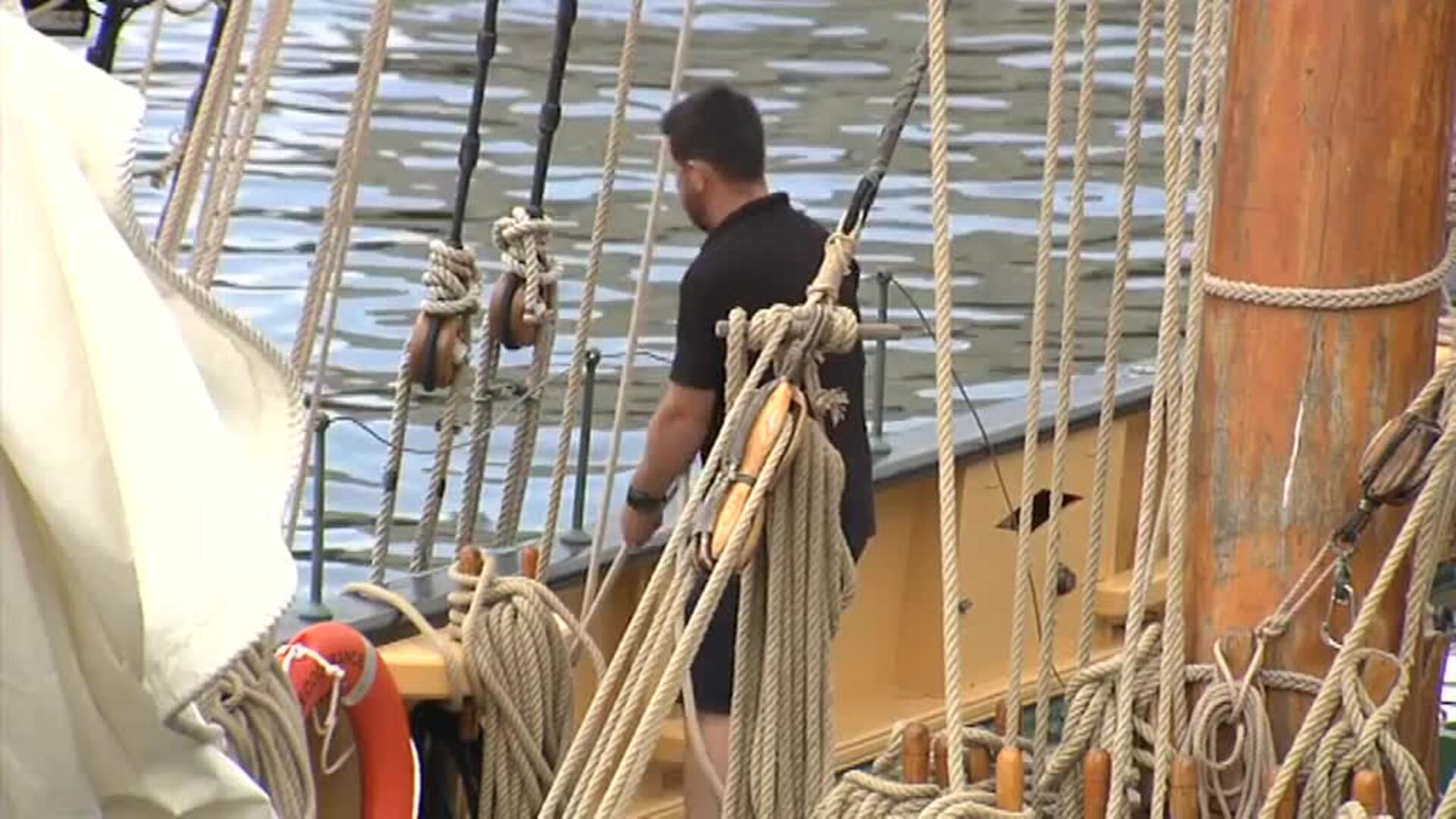 Miles de personas disfrutan del Festival del Mar de Pasajes