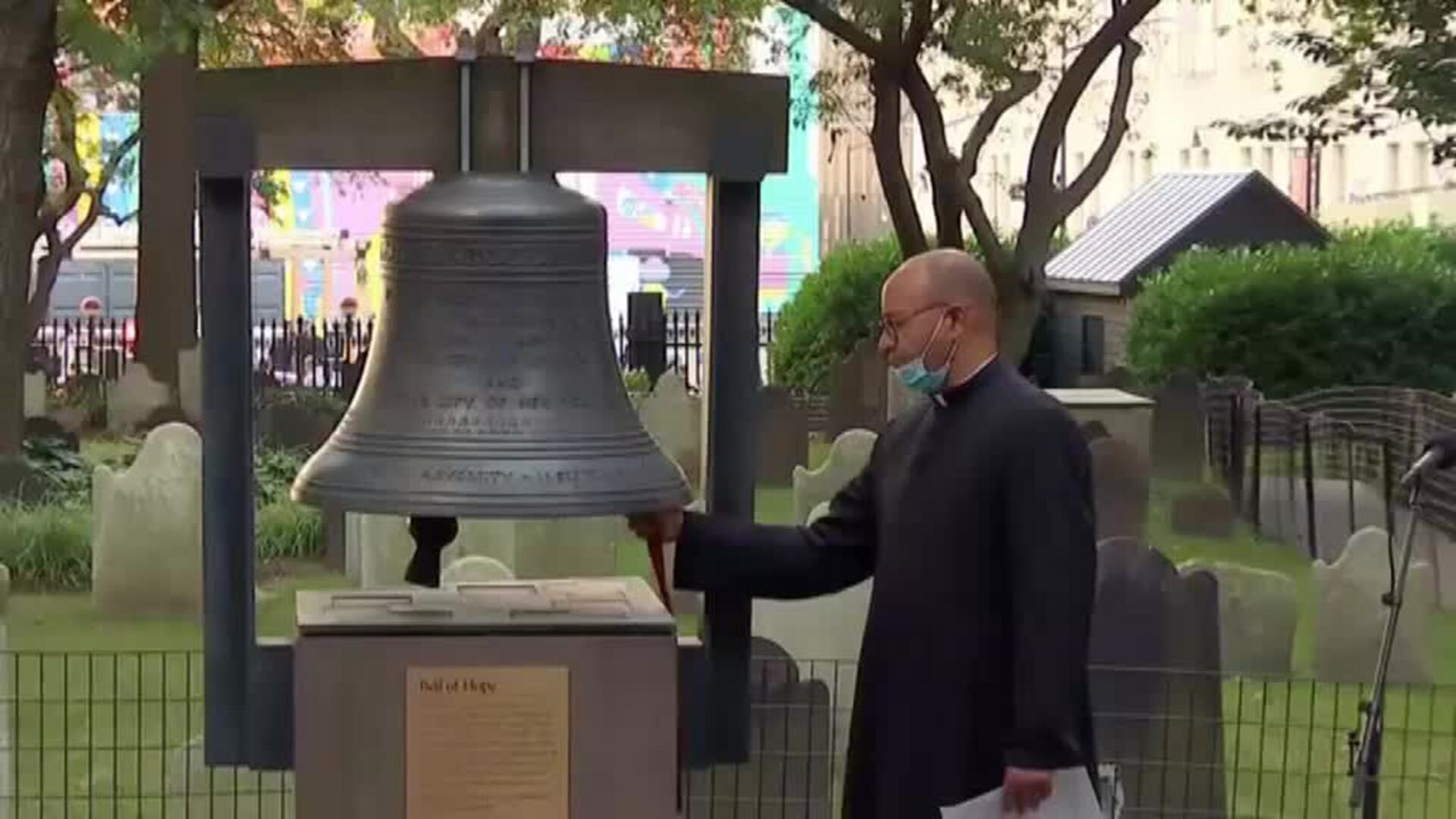 La Campana de la Esperanza de Nueva York suena en memoria de las víctimas del 11S