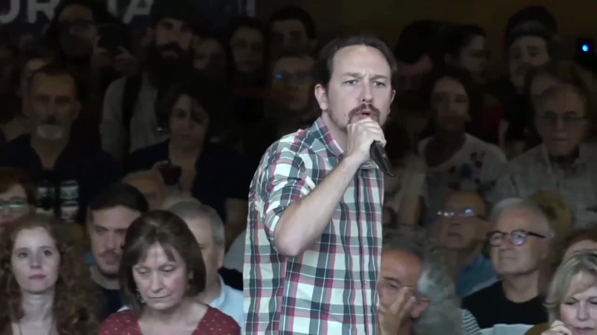 Iglesias ve &quot;indigno&quot; usar la exhumación de Franco de forma electoral