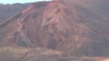 El volcán de La Palma aloja el magma equivalente a 3.259 piscinas olímpicas