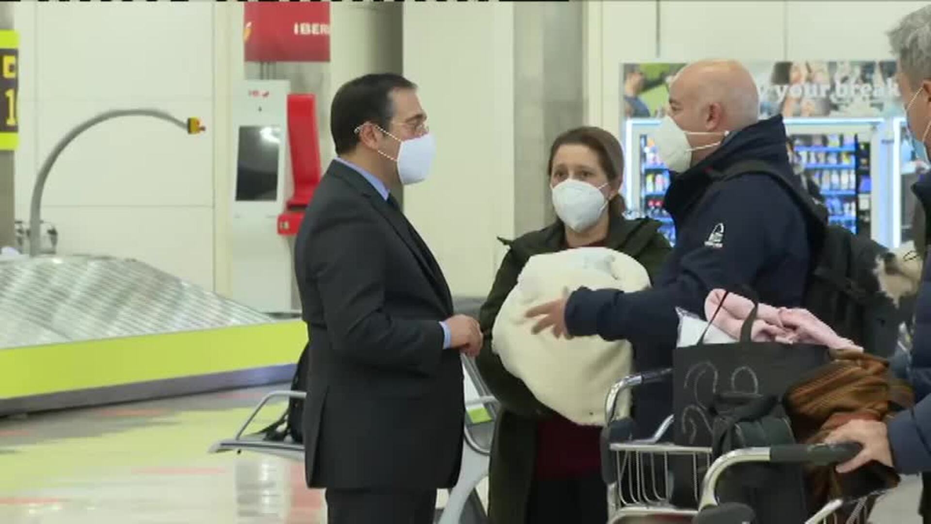 Llegan los primeros españoles evacuados de Ucrania