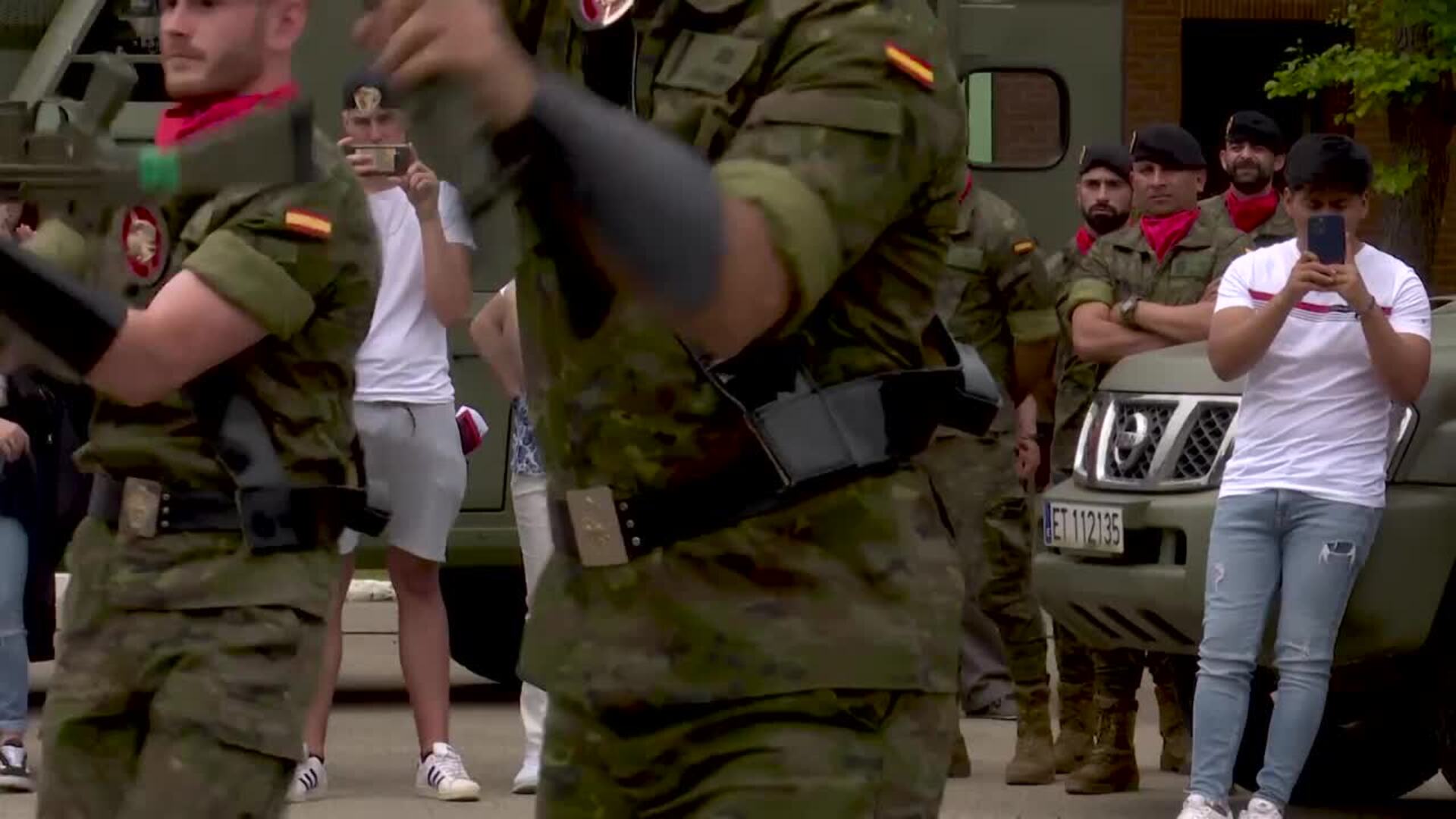 El acuartelamiento Soyeche de Mungia (Bizkaia) abre sus puertas a más de 1.400 personas