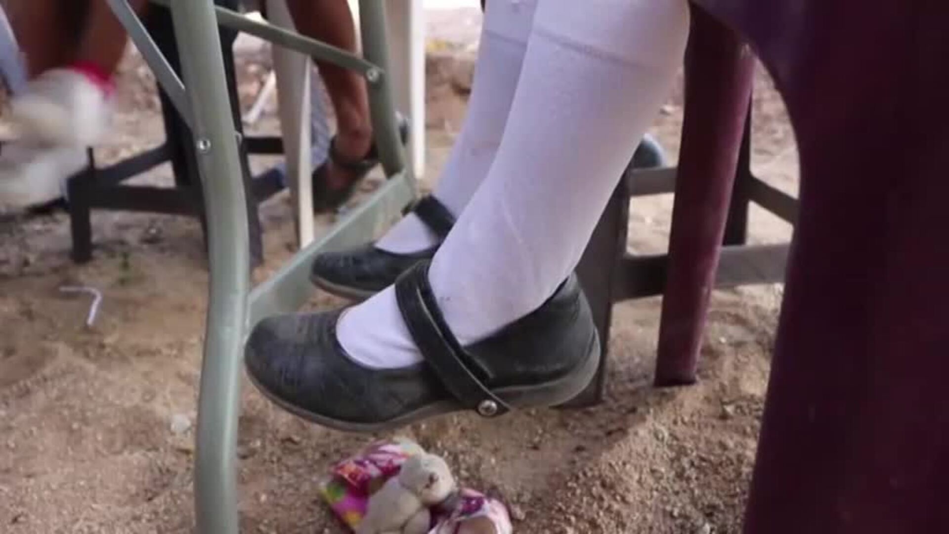 Los hijos de &#039;El Chapo&#039; Guzmán instalan una escuela improvisada en plena calle en Culiacán