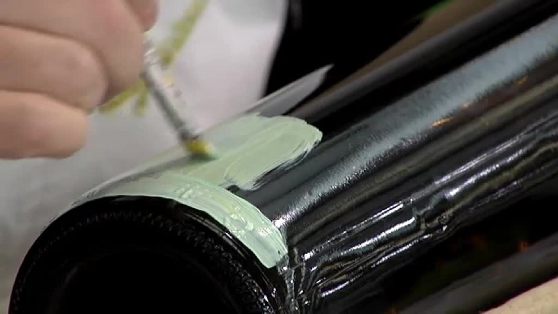 Una bodega de Vizcaya sumergirá sus botellas, con deseos llegados de todo el mundo, para despedir el 2020