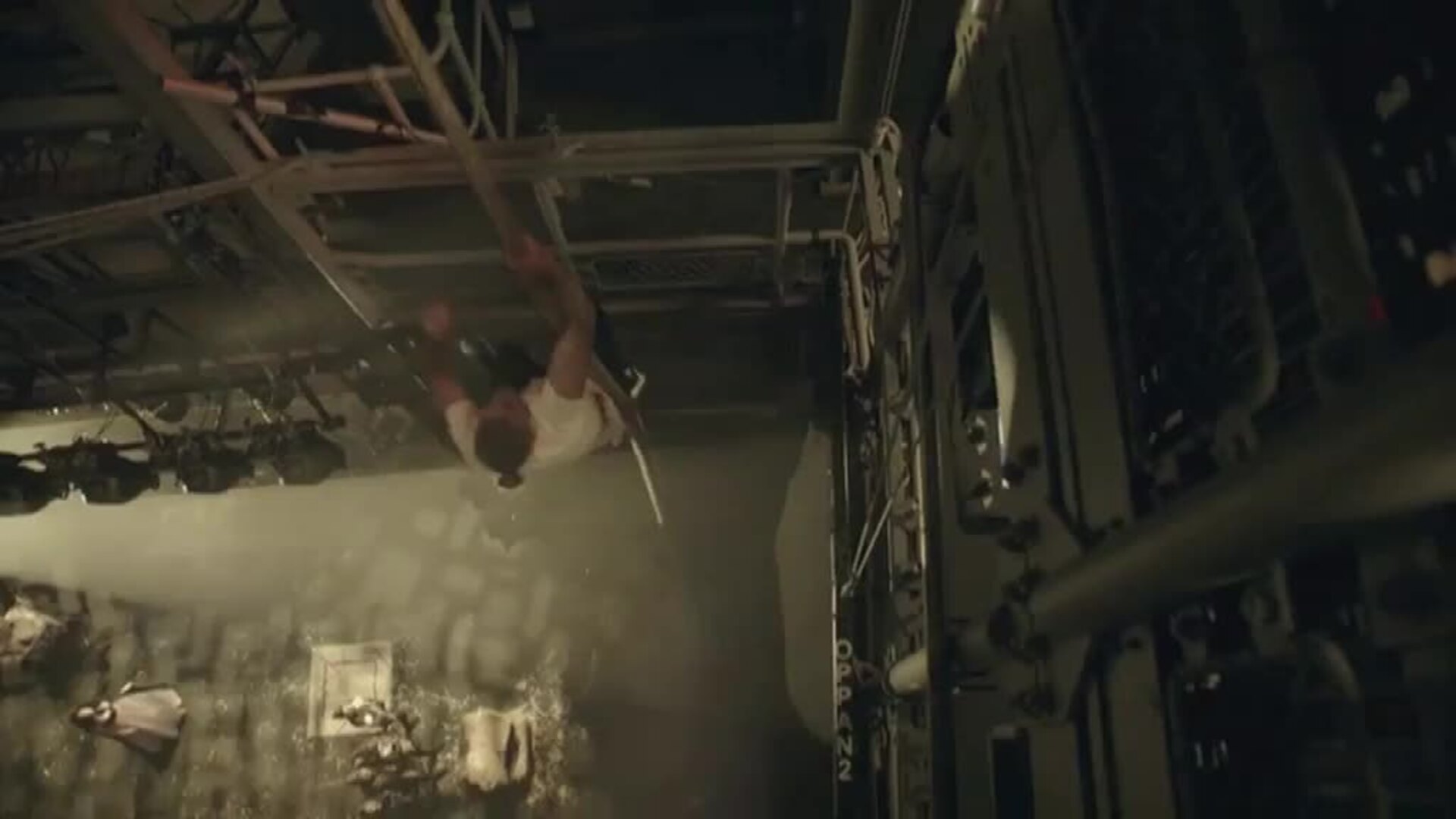 Dominic Di Tommaso recorre la Ópera de Sídney haciendo parkour