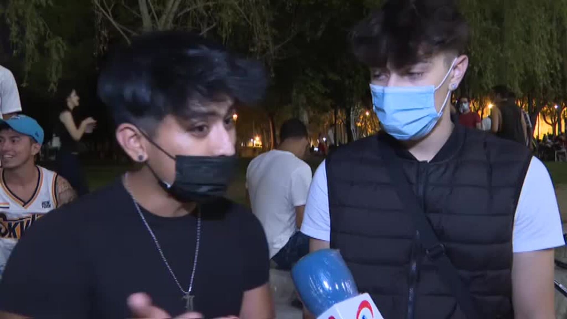 Desalojan a cerca de mil jóvenes en las fiestas de Sants