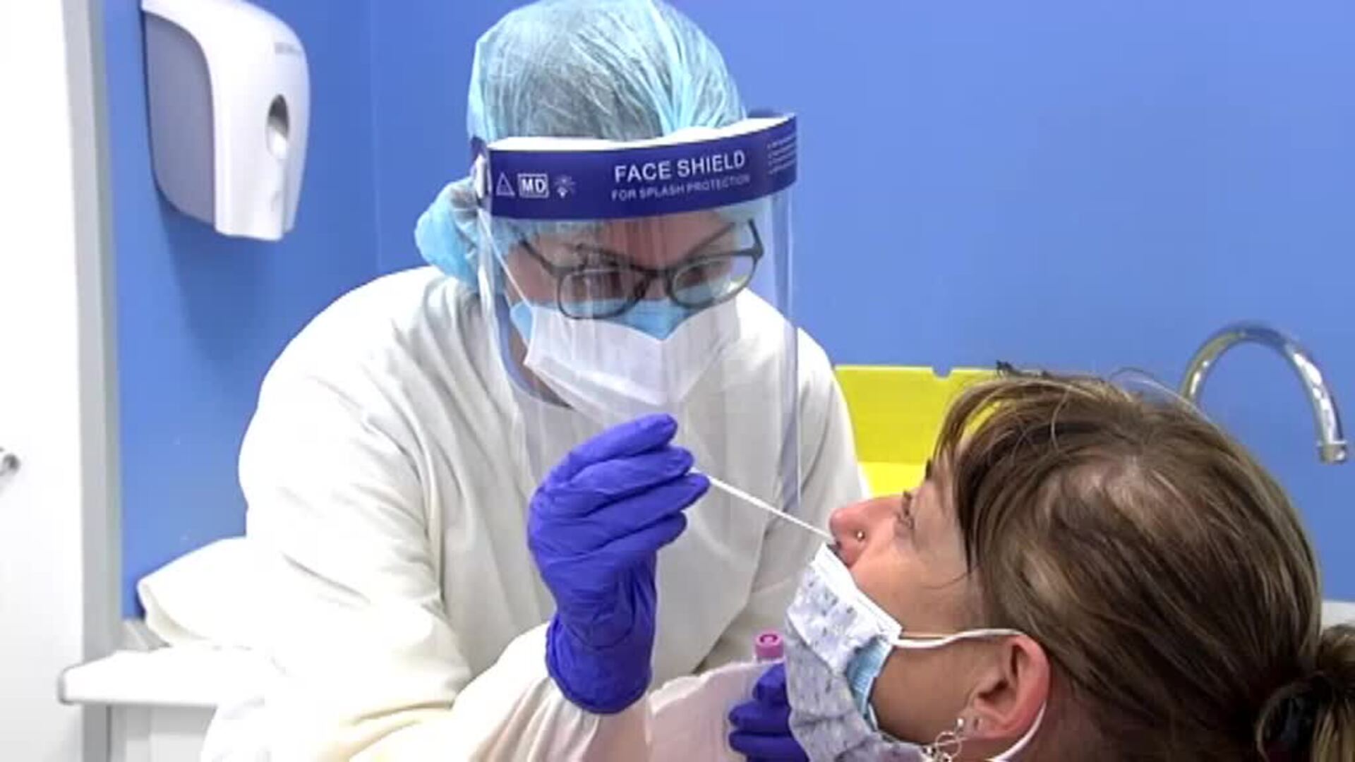 Hacerse una PCR antes de las celebraciones de Navidad no es garantía suficiente