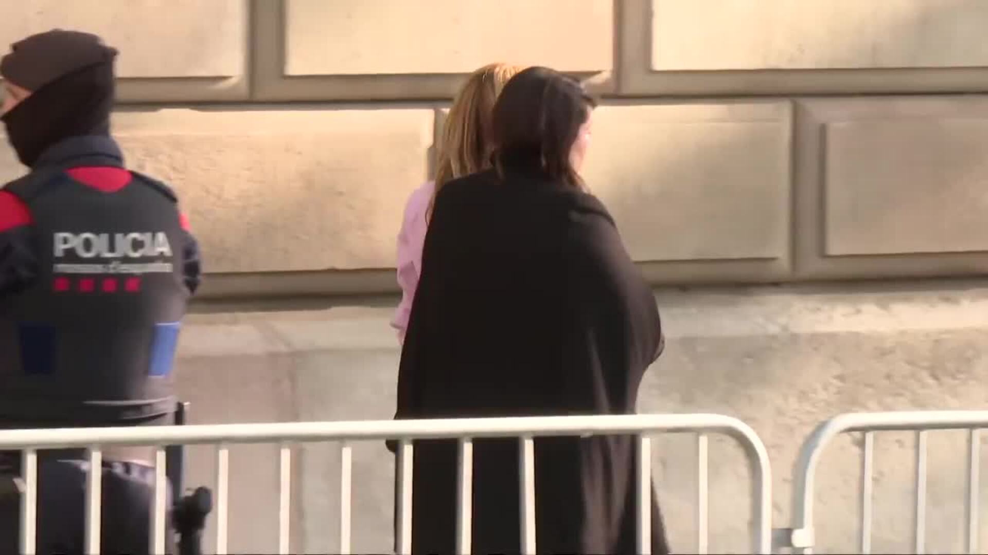 Shakira a su llegada a la Audiencia de Barcelona