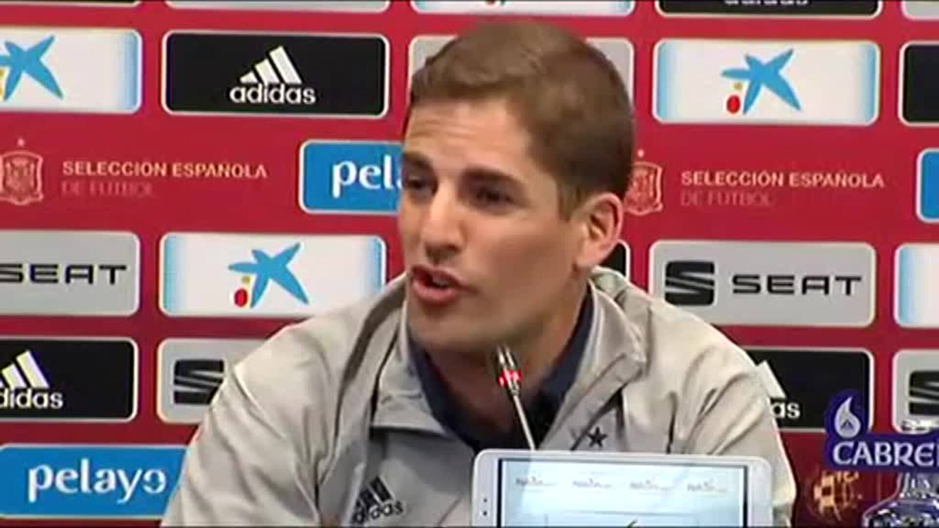 Robert Moreno: &quot;No da tiempo a trabajar muchas cosas&quot;