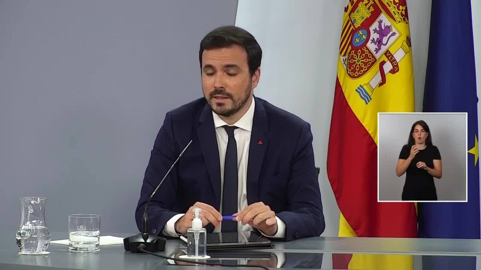 Garzón afirma que el Gobierno sigue &quot;monitorizando&quot; el precio de la luz