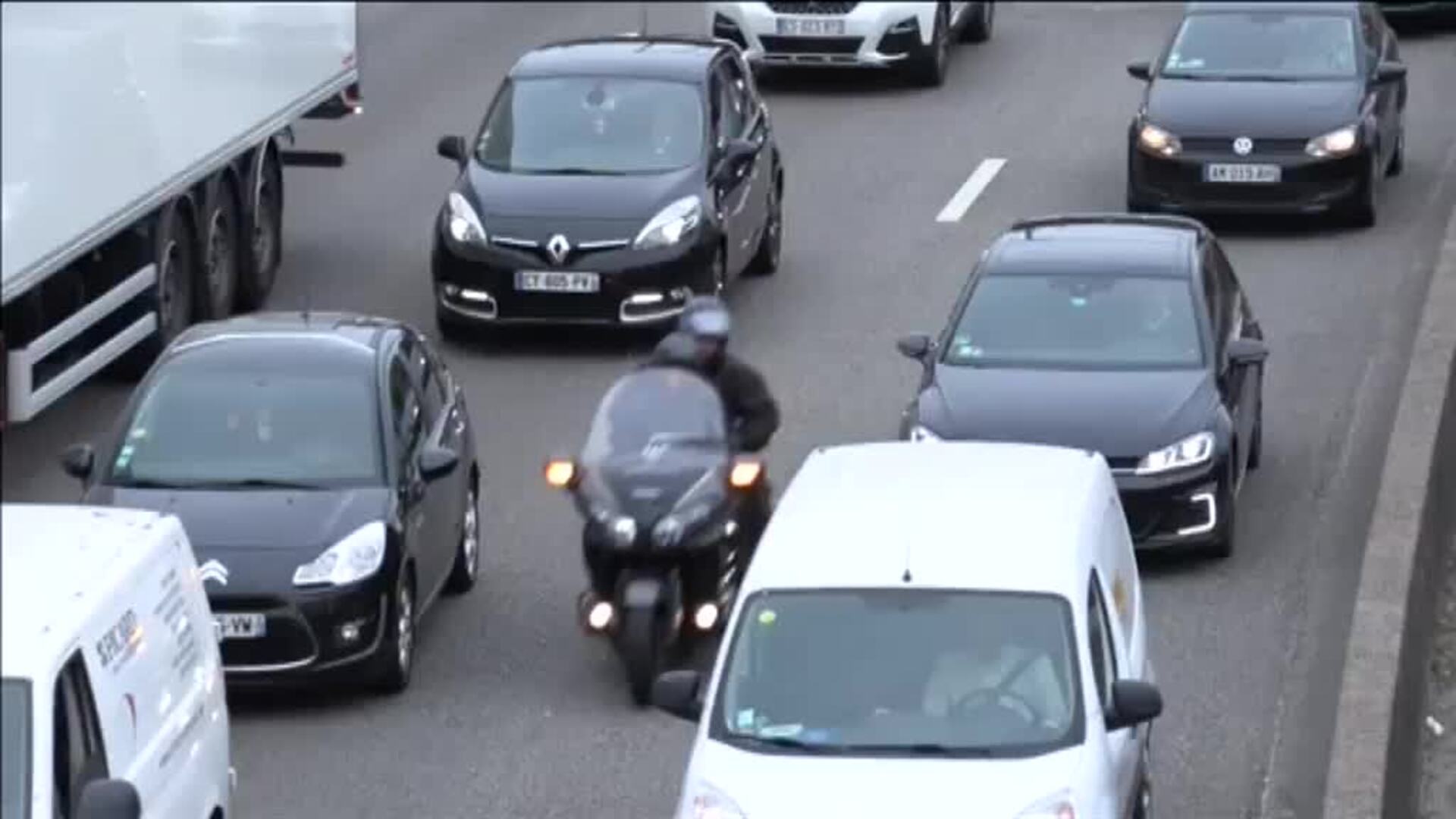 Jornada de huelga en la capital francesa en protesta por los planes de reforma de pensiones