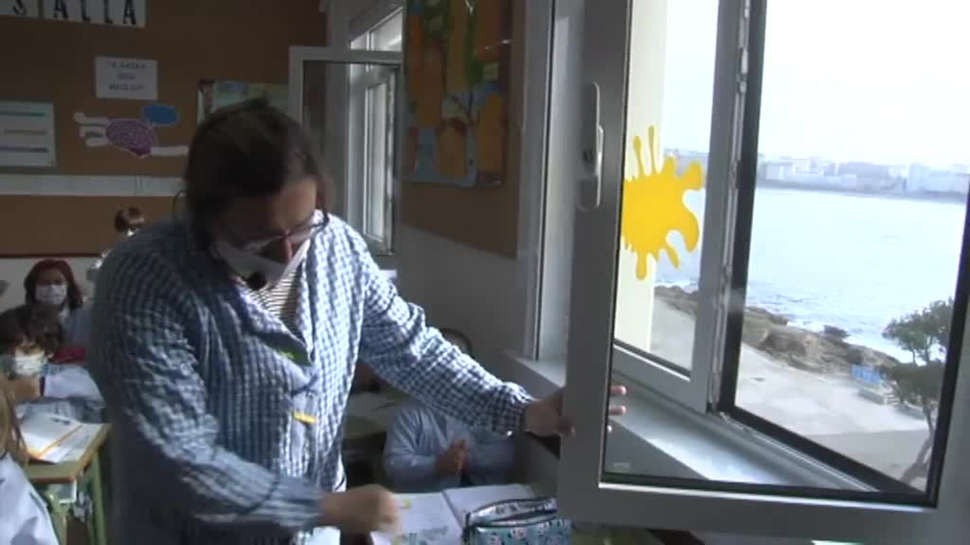 El previsible repunte de contagios tras Nochevieja siembra de incertidumbre la vuelta a las aulas