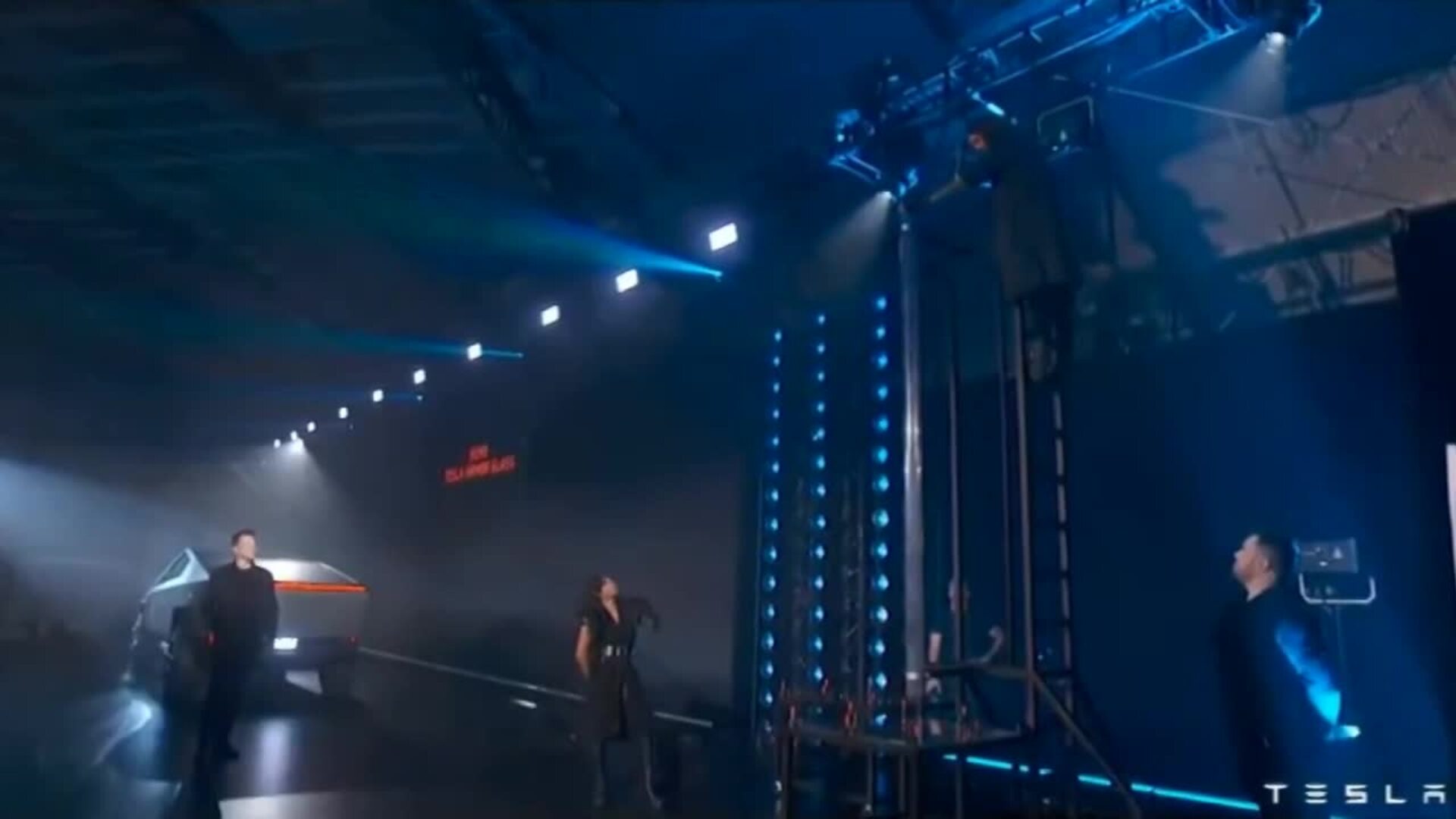 Elon Musk presenta el Tesla Cybertruck