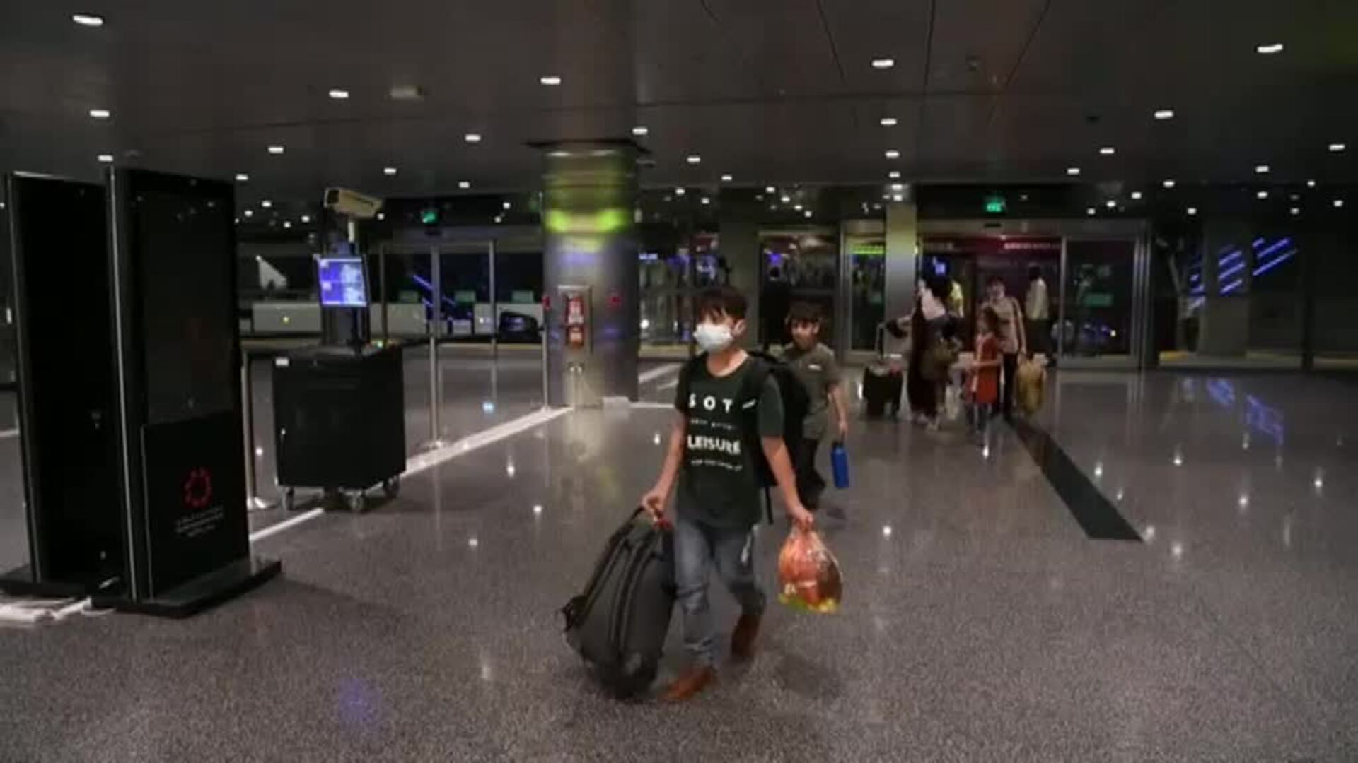 El aeropuerto de Kabul reanuda los vuelos internacionales