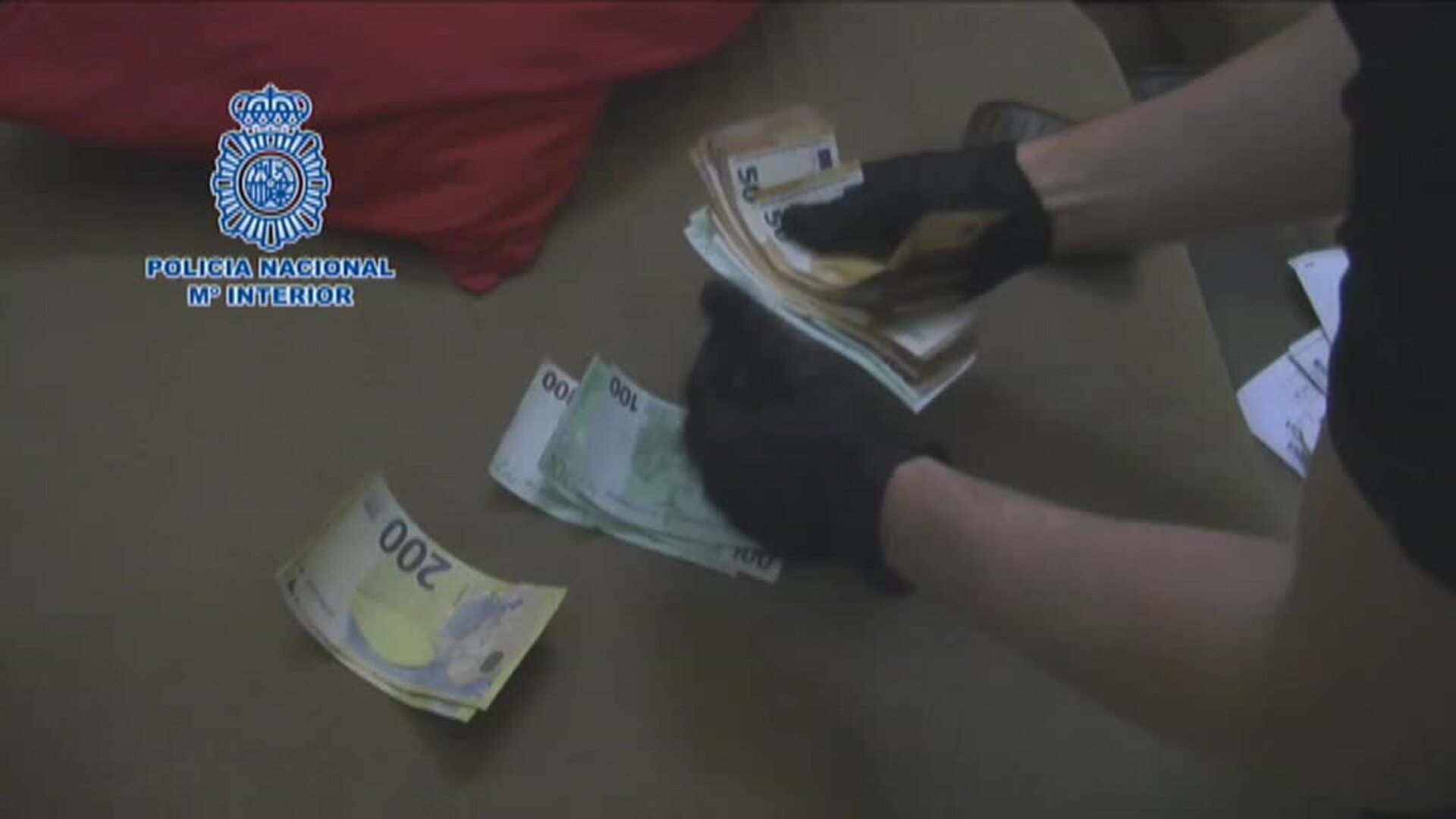 Cae una banda que ofrecía documentación falsa a migrantes irregulares