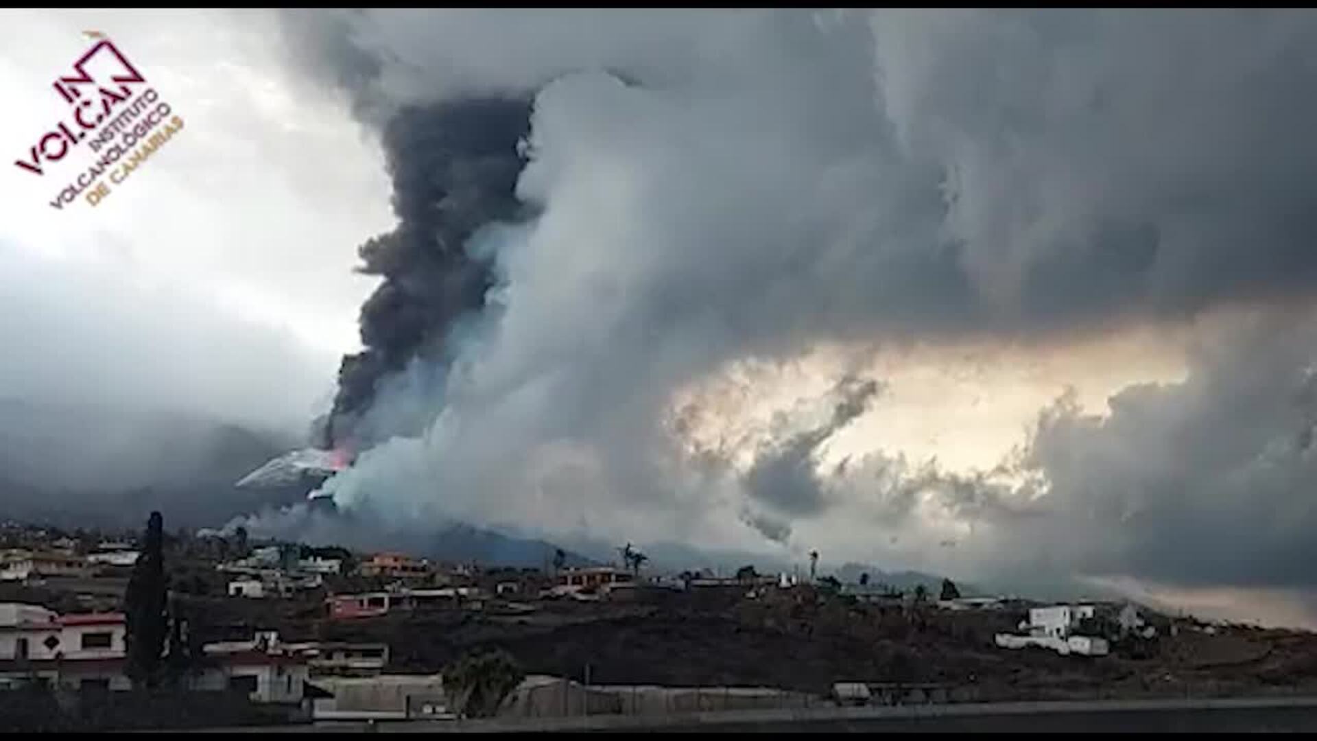 La lava en La Palma afecta ya a 891,9 hectáreas y 2.270 edificaciones
