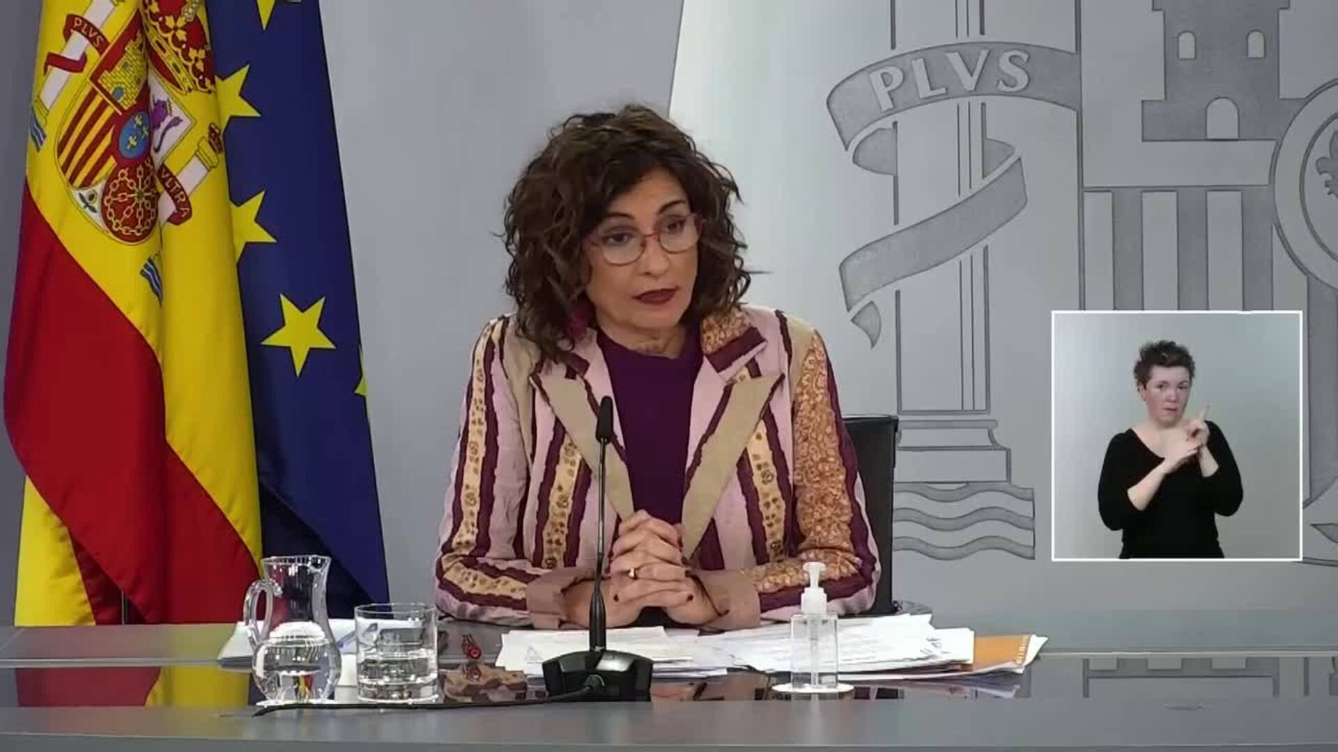 Montero justifica la moción de Murcia y critica a Ayuso