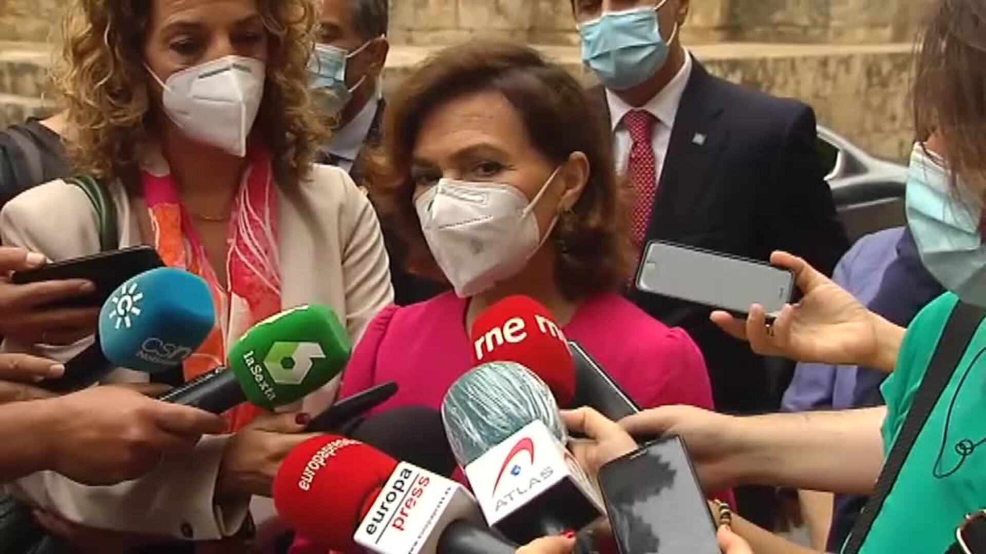 Calvo adelanta que &quot;en pocos días&quot; habrá &quot;una propuesta que nos permita abaratar la factura de la luz&quot;