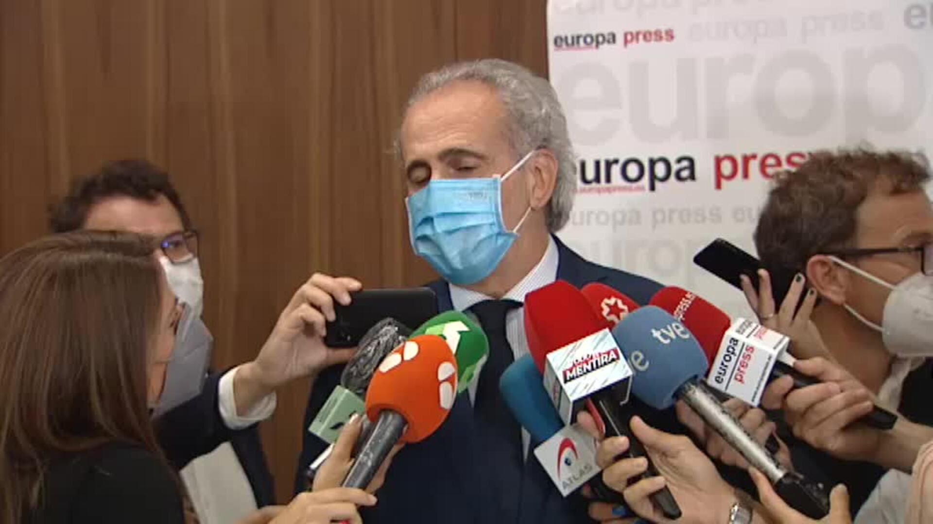 Las comunidades, prudentes ante la posibilidad de dejar las mascarillas