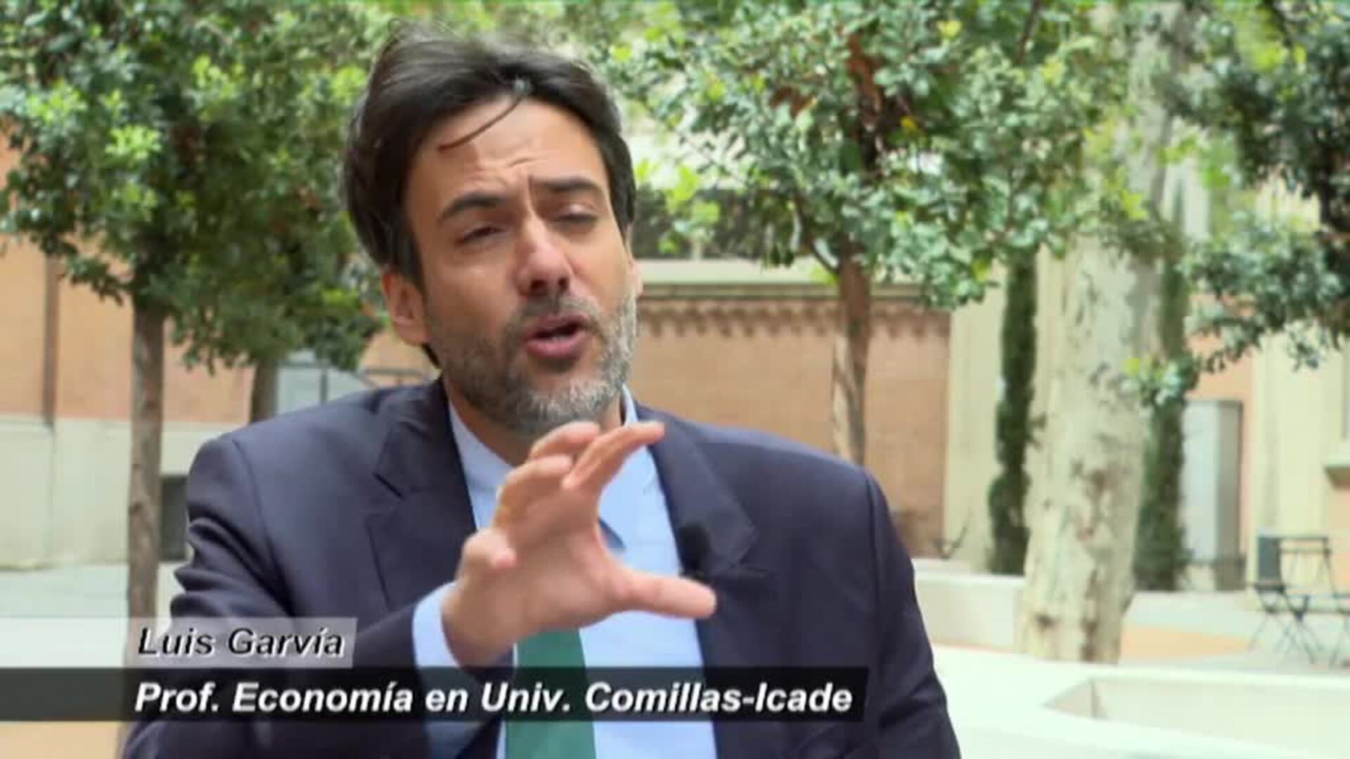 ¿Hay muchos trabajadores públicos en España?