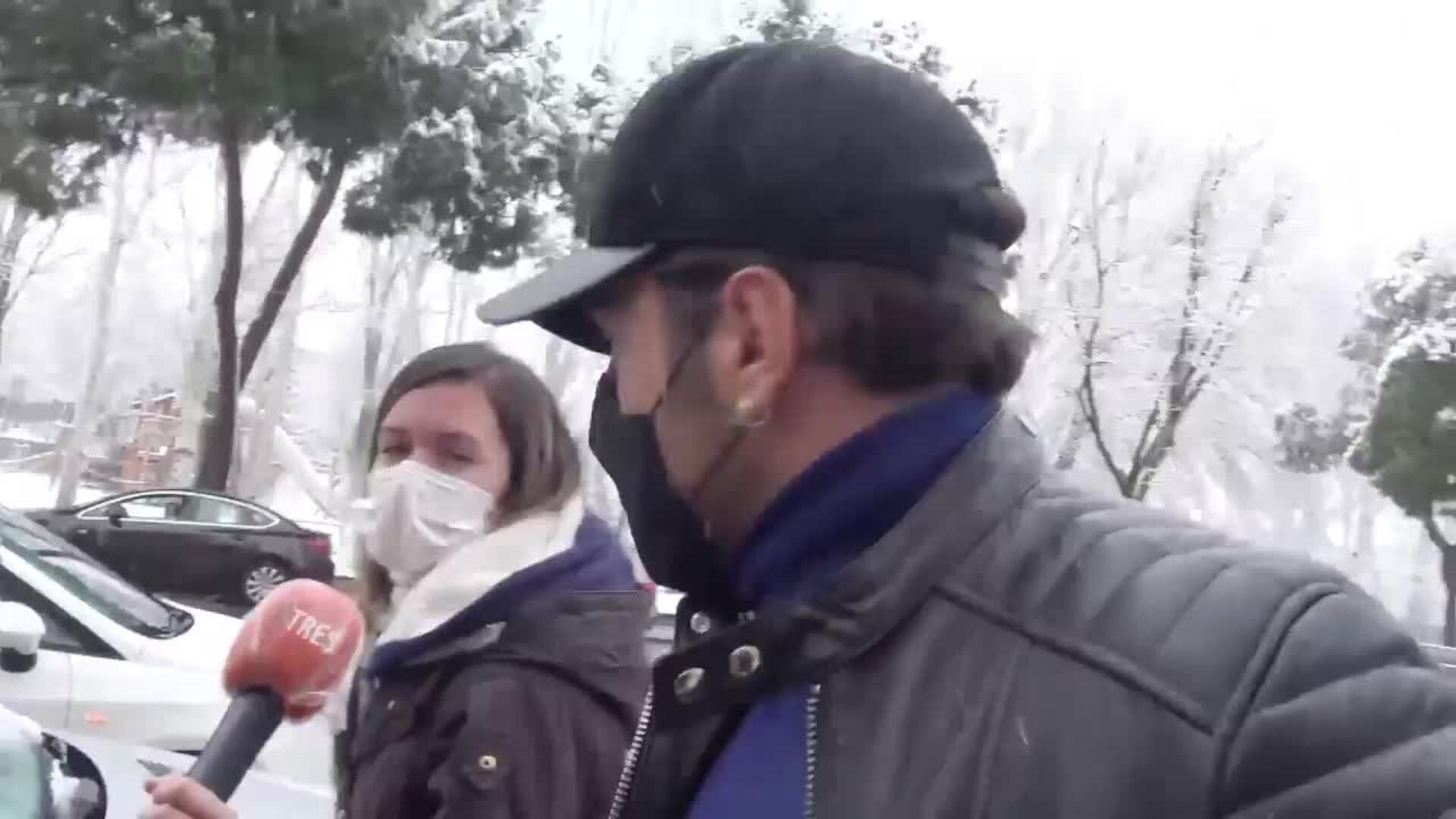 Bustamante desmiente los rumores de embarazo de Yana Olina