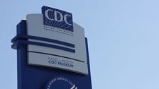 Imágenes de la sede de los CDC en Atlanta, que verán recortada su plantilla según anuncio de Trump